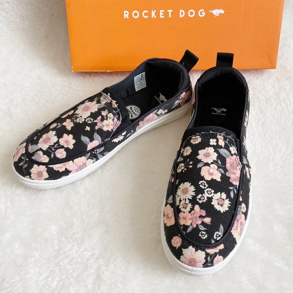 Rocket Dog Women's Slip-on Sneaker, Floral Printed, Black Canvas, Size 7.5